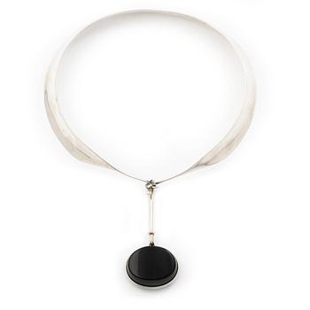 Vivianna Torun Bülow-Hübe, a sterling silver necklace with a obsidian pendant, Georg Jensen, Denmark.