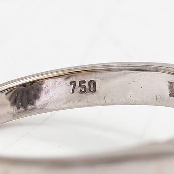 Sormus, n. 14K valkokultaa, safiireja ja timantteja yht. n. 0.40 ct.