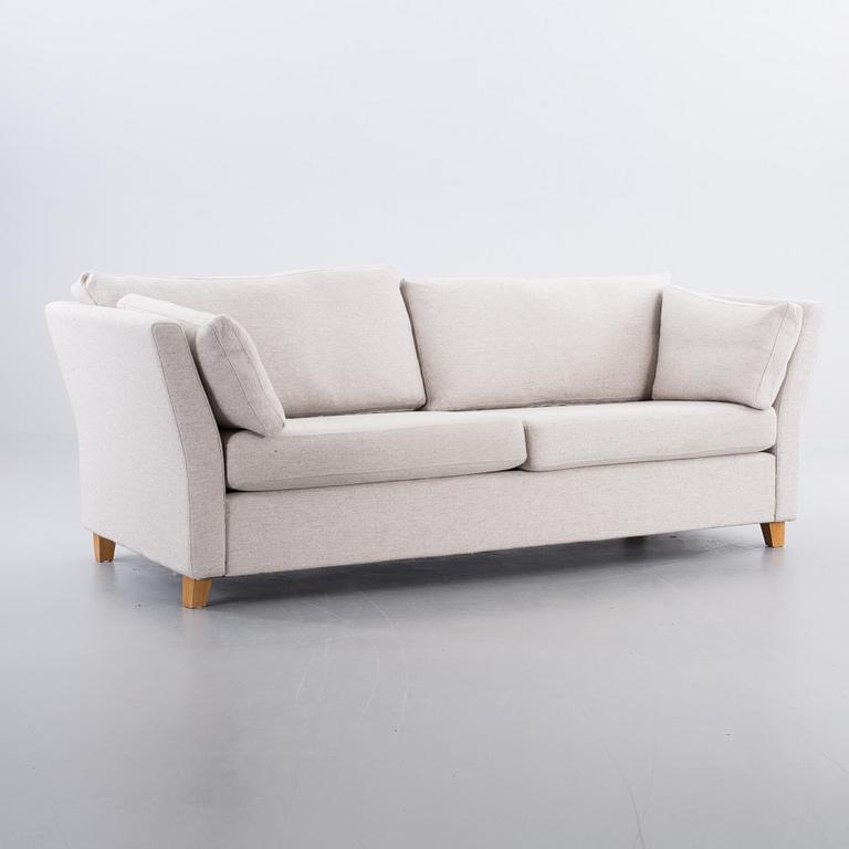 A Saxo Living sofa.