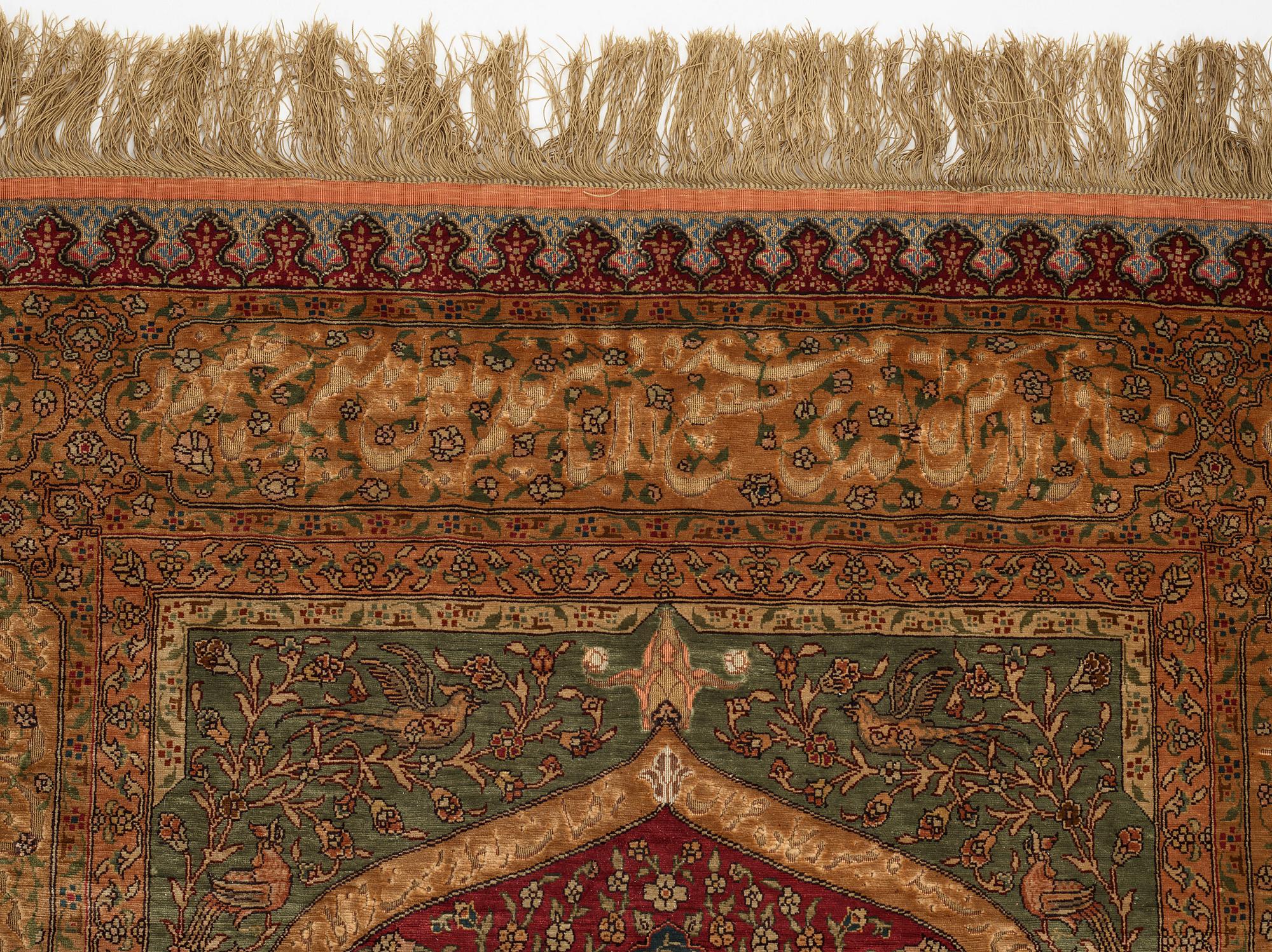 Matta, antik silke Kum Kapi med metallbroschering, Istanbul omkring 1910, "Sultan's Head Prayer" design.