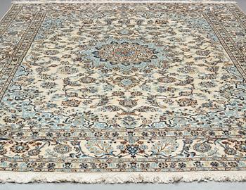 A CARPET, Nain, part silk, sk 9 LAA ca 392 x 296 cm.