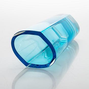 Kaj Franck, glass vase model 304, signed Nuutajärvi Notsjö.