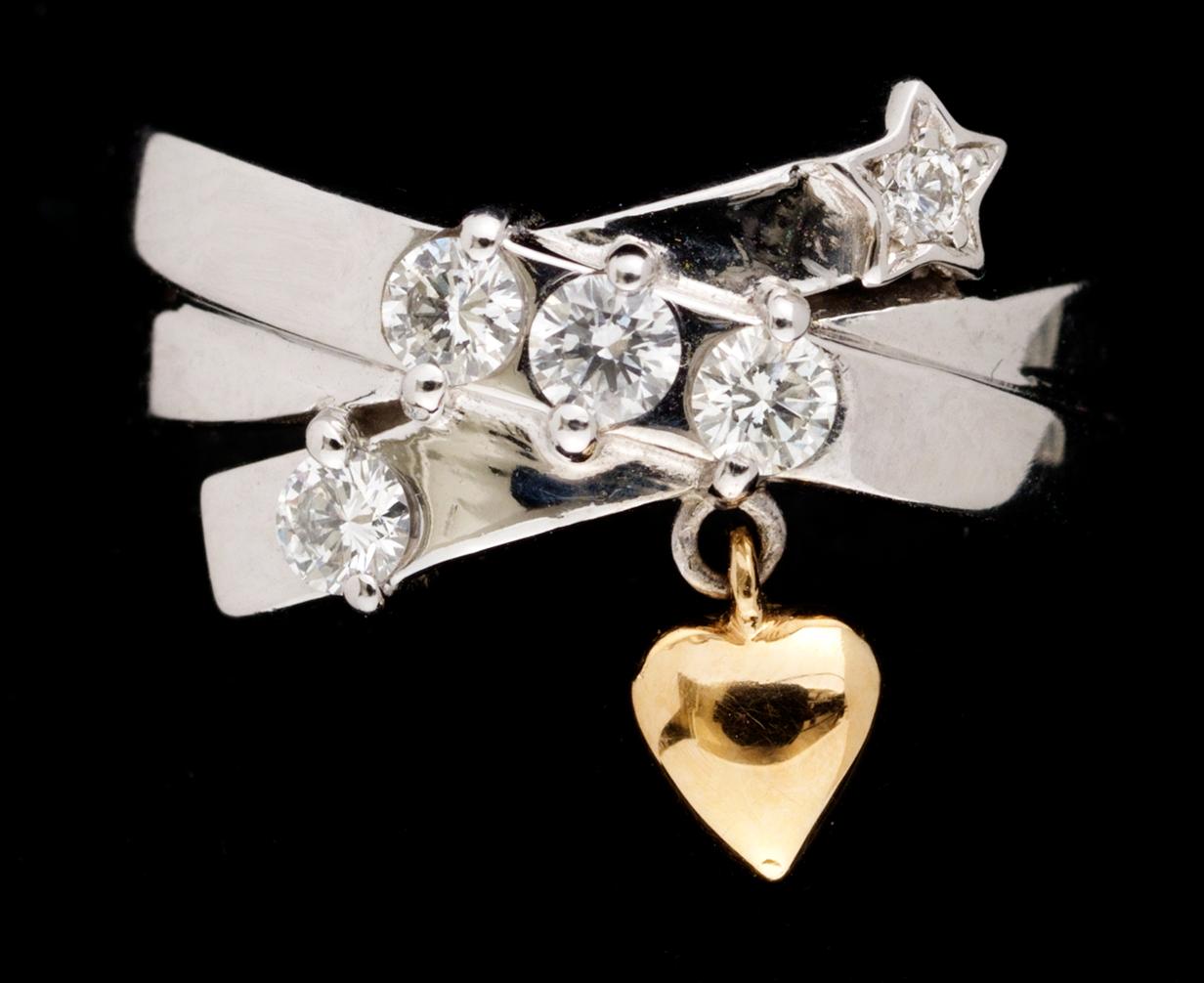 RING, vitguld med diamanter, tot 0.35 ct.