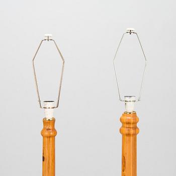 Golvlampor, 2 st, furu, 1960/70-tal.