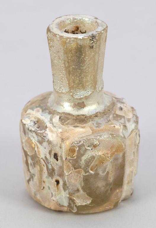 FLASKA, glas, Medelhavsområdet, troligen 500-800-talet e Kr.