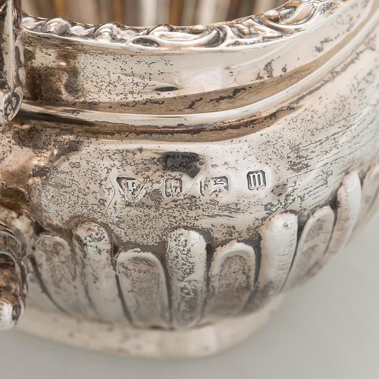 Sokerikko ja kermakko sekä suolakko, sterlinghopeaa, Englanti 1906-1912.