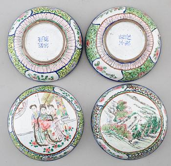 LOCKDOSOR, 2 st, emalj på koppar, Kina, troligen 1800-tal.