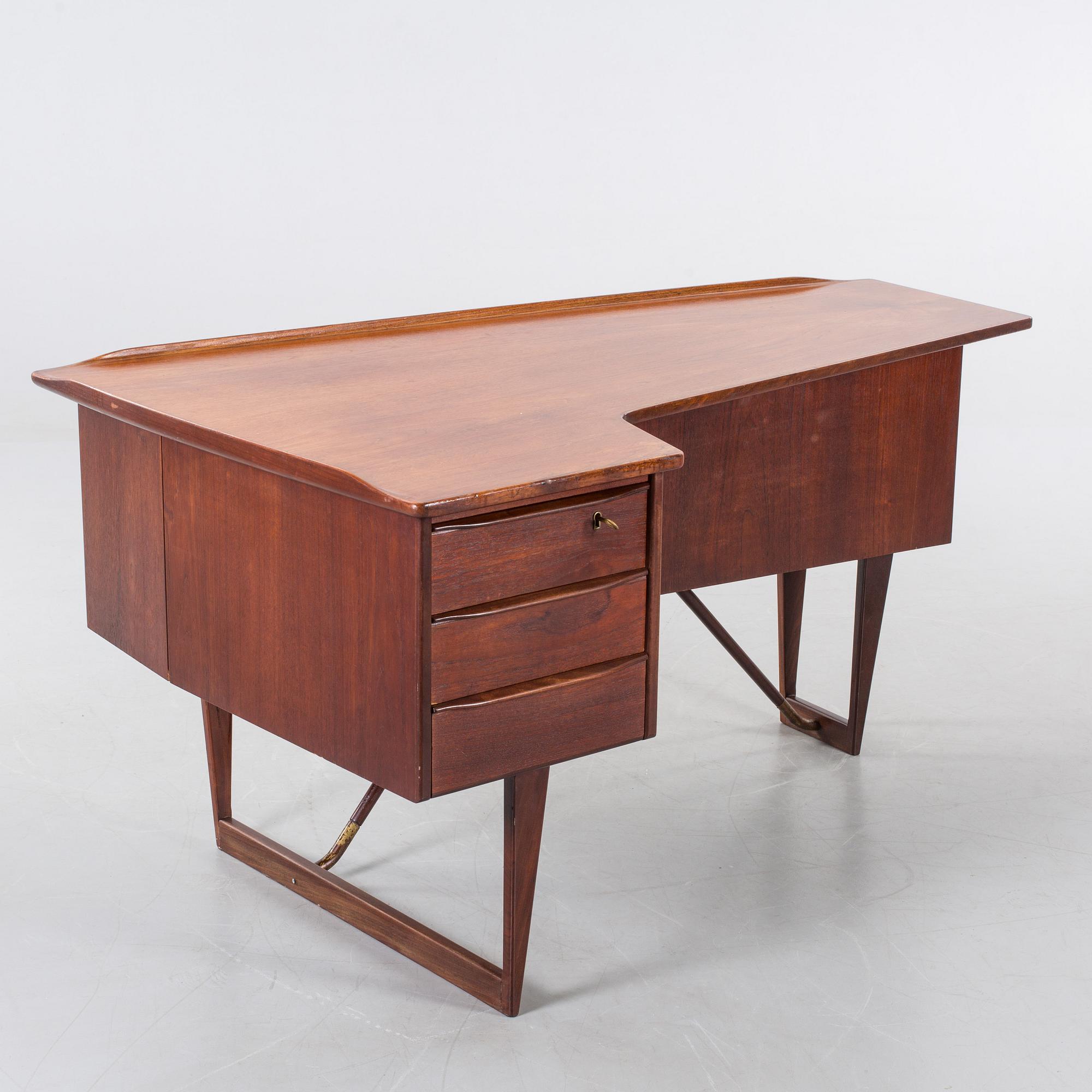 A DANISH PETER LØVIG NIELSEN WRITING DESK.