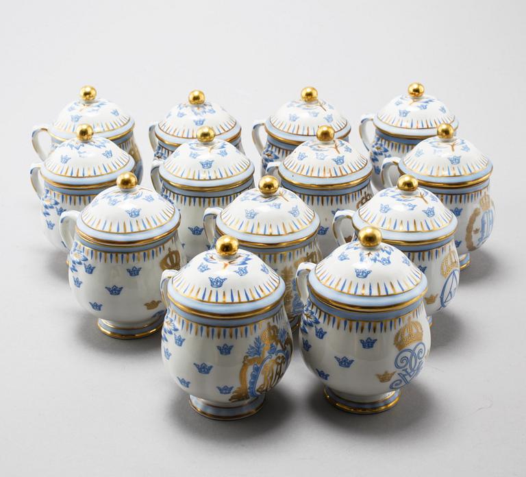 13 creme cups by Rörstrand, second half of the 20th century.