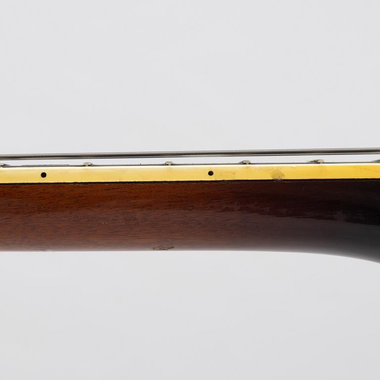 Levin, akustisk gitarr, "modell 320", Sverige 1957.