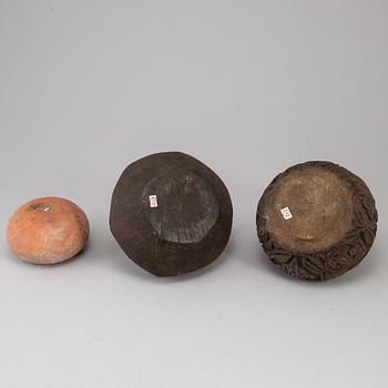 A group of six stoneware pots/vases, 20th century.