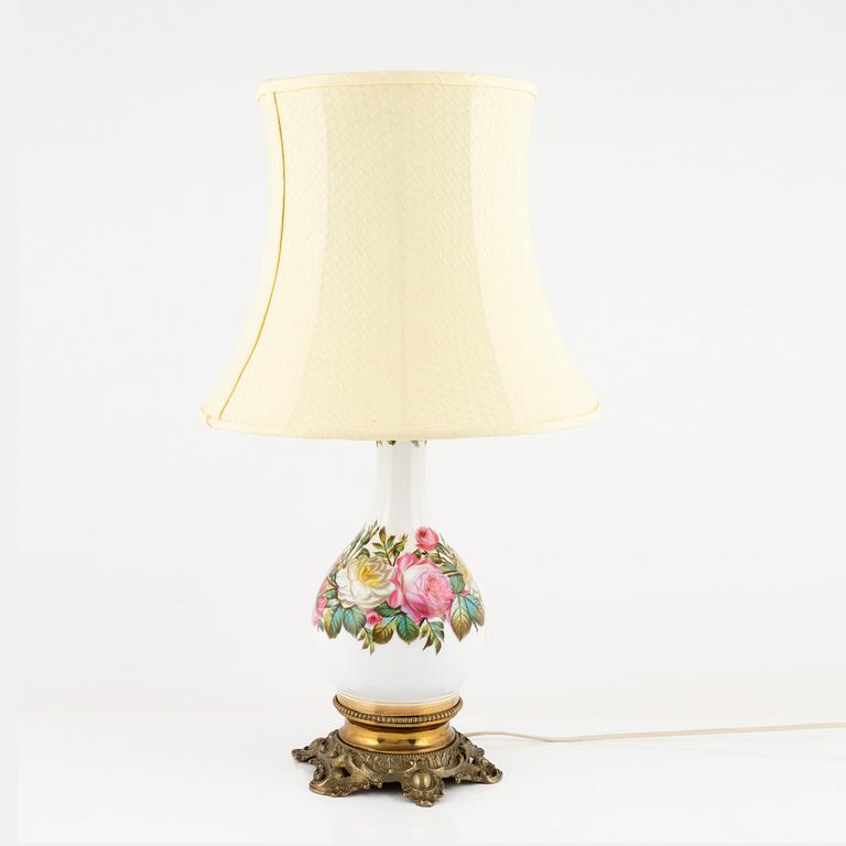 A porcelain table light, 20th Century.