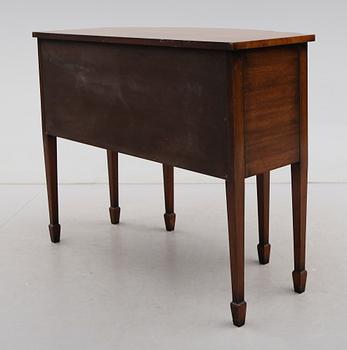 SIDEBOARD, England, 1900-talets mitt.