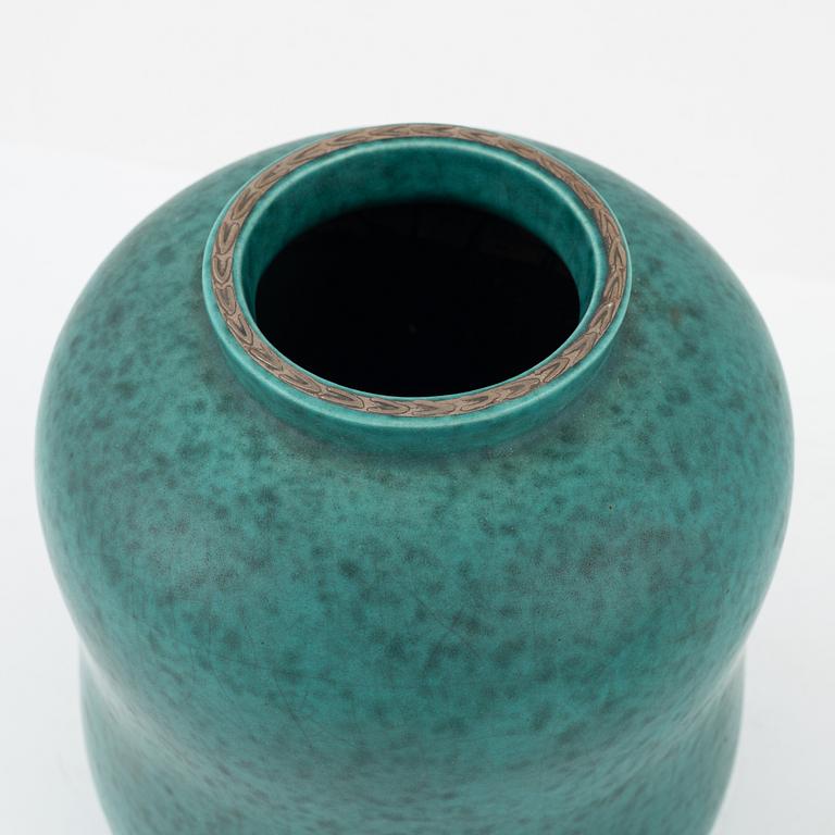 Wilhelm Kåge, vas, ask samt fat, stengods, "Argenta", Gustavsberg.
