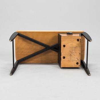 Kampauspöytä, 1950/60-luku.