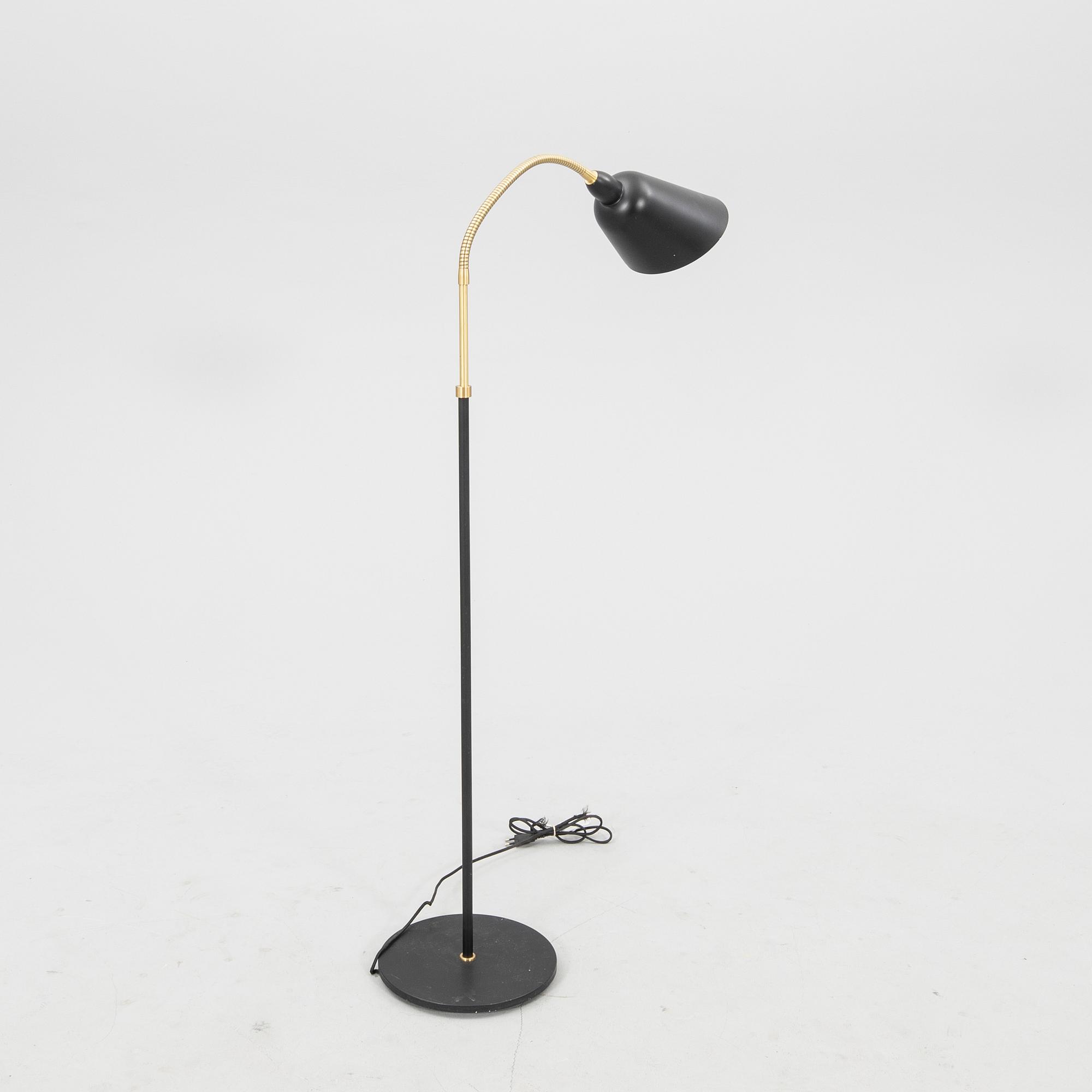 Arne Jacobsen floor lamp "Bellevue AJ-7", Arne Jacobsen & Tradition, 21st century.