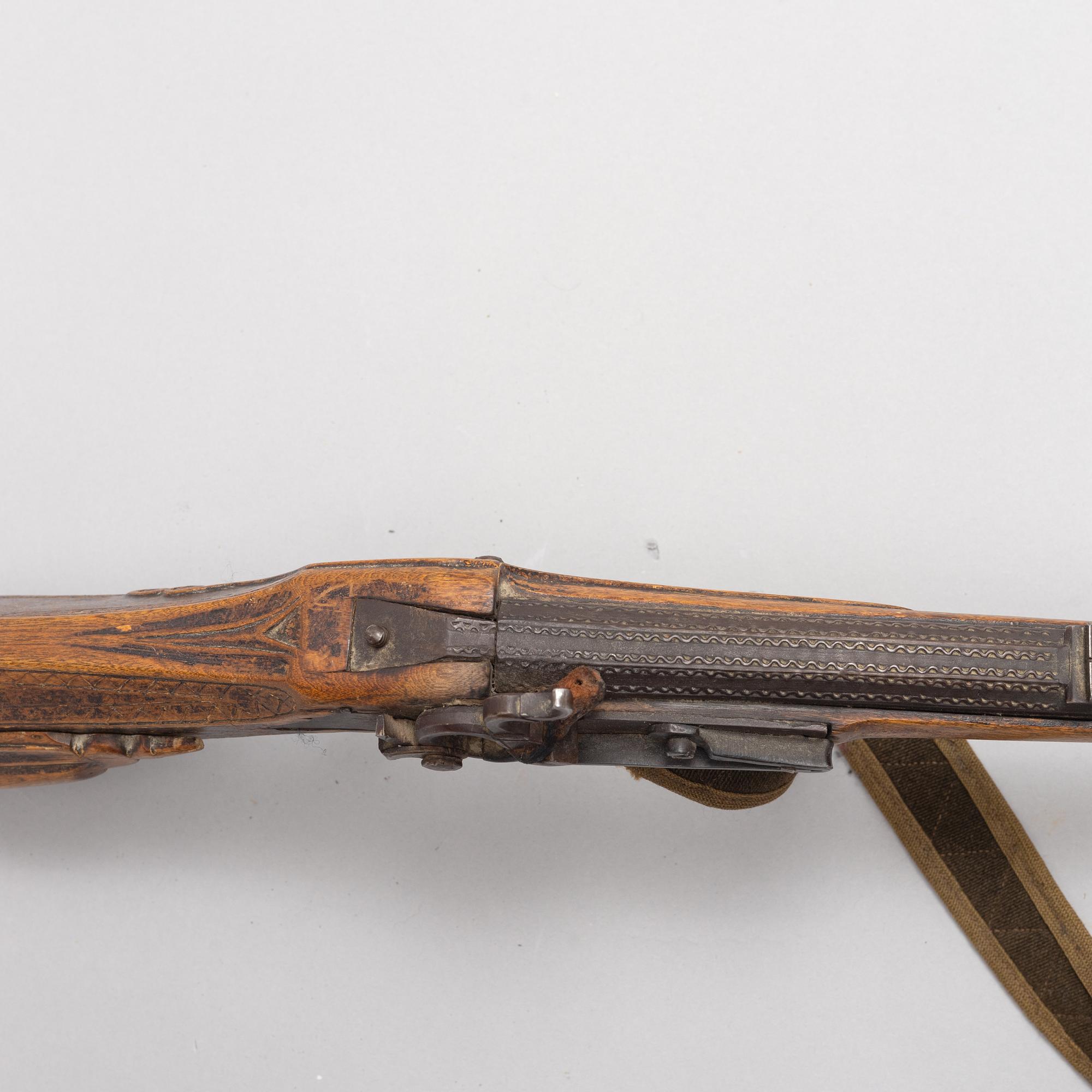 Lodbössa, med slaglås, Norrbotten, 1800-tal.