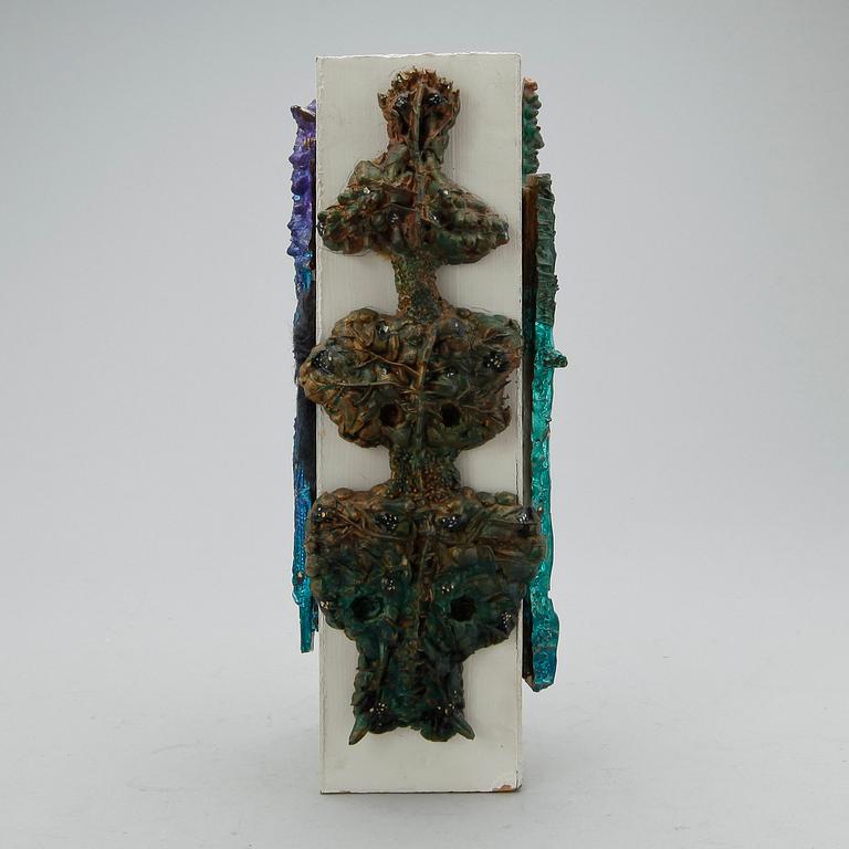 KARL AXEL PEHRSON. Objekt, emalj, trä. Sign med dedikation.