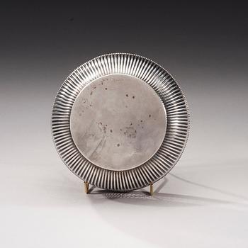 SKÅL, silver. Tyska stämplar, 1900-talets början. Tot. vikt 328 g.