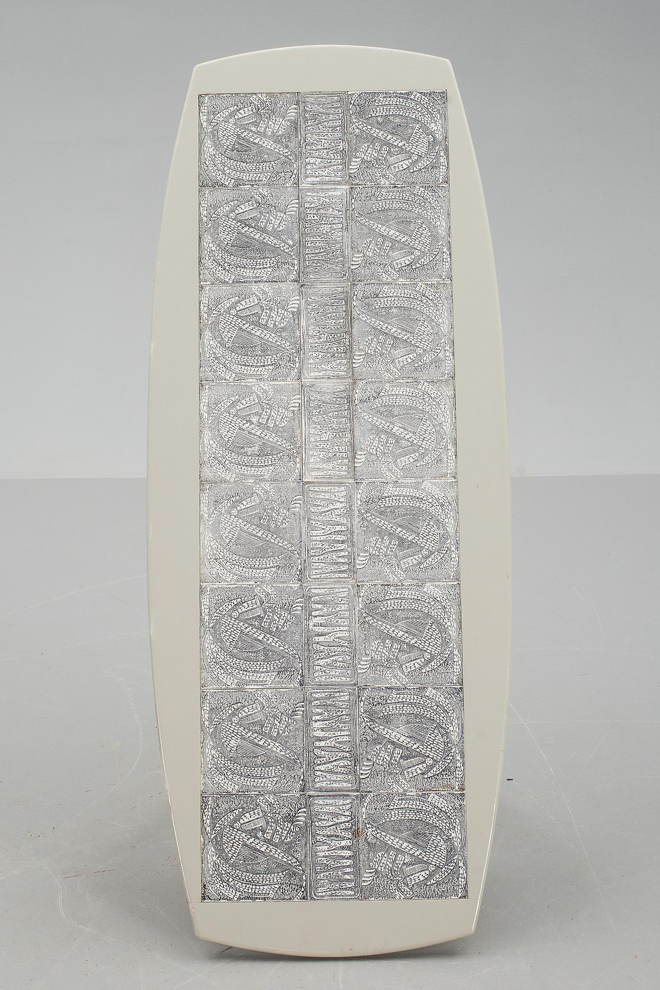 SOFFBORD, signerat Edmund. 1950-tal.