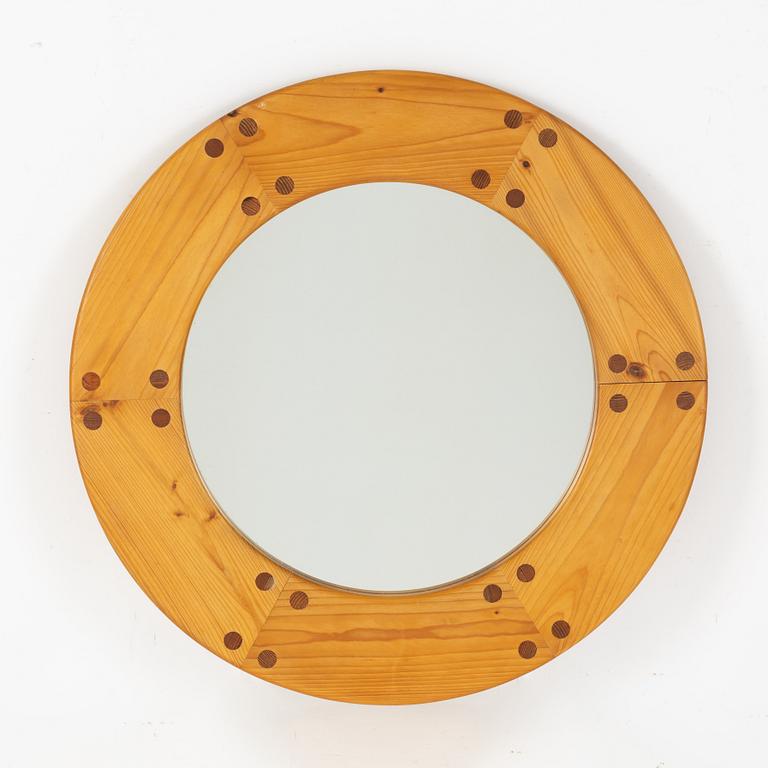 A pine mirror, Luxus, Vittsjö.