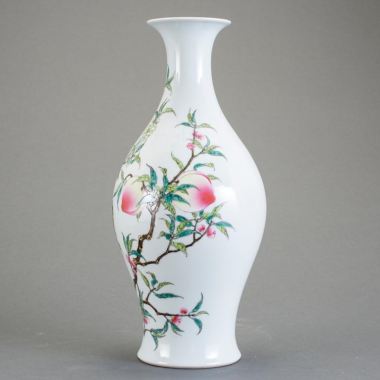 VAS, porslin, Kina, modern tillverkning.