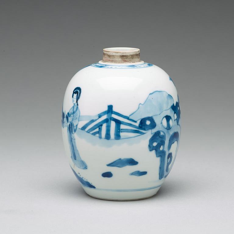 TEKRUKA, porslin. Qingdynastin, Kangxi (1662-1722).