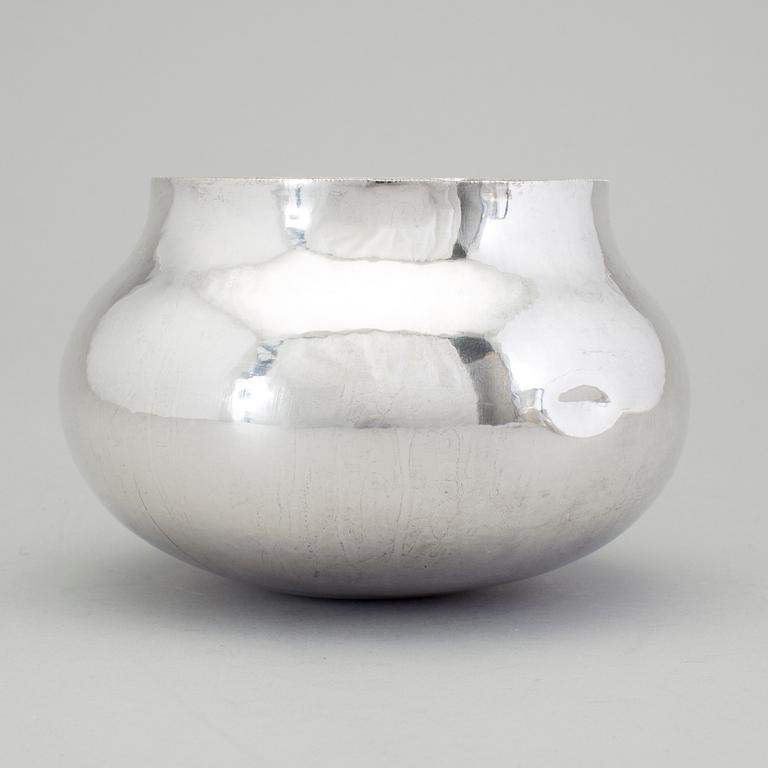 KARLHEINZ SAUER, vas av silver, Västerås 1972.