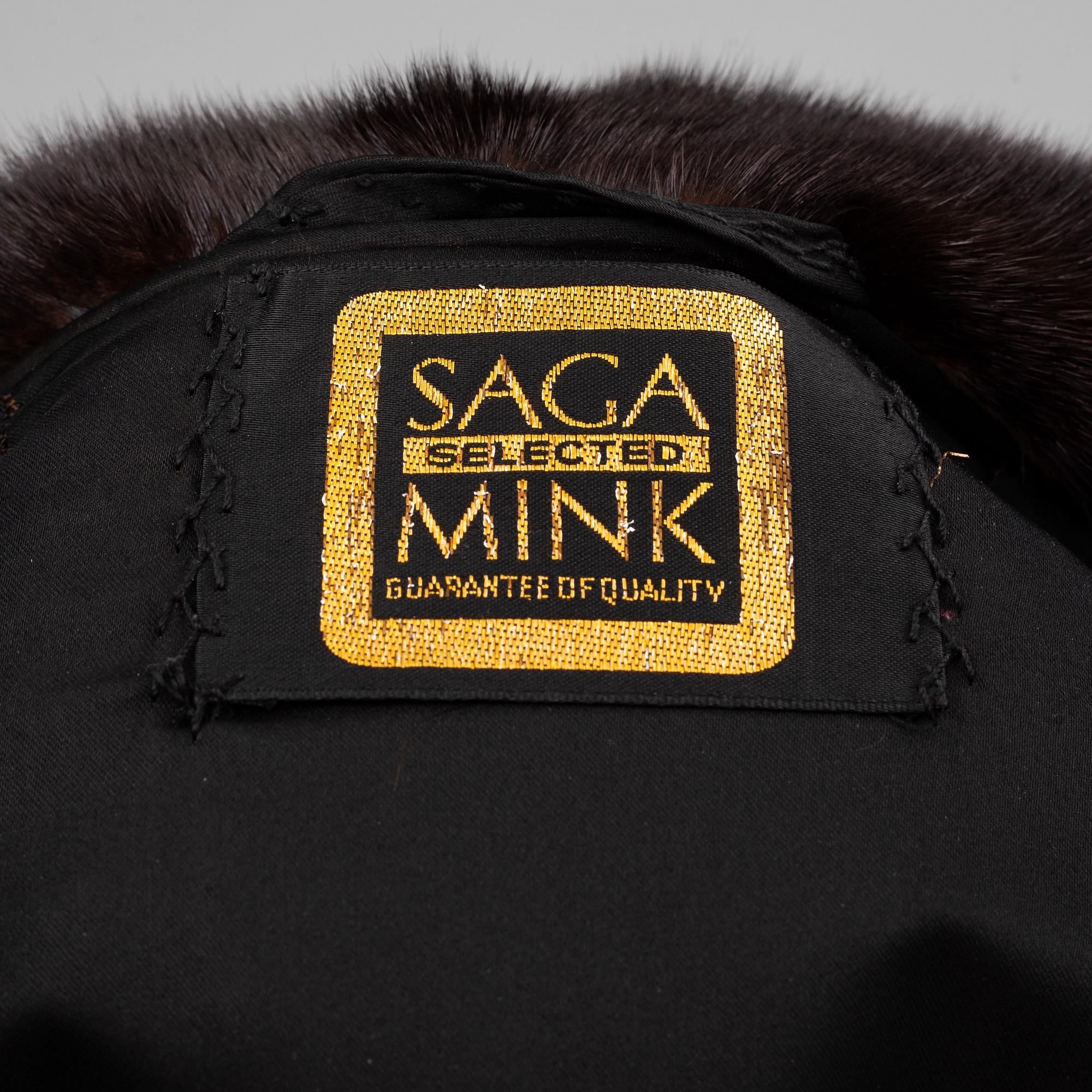 MINKJACKA, Saga mink.
