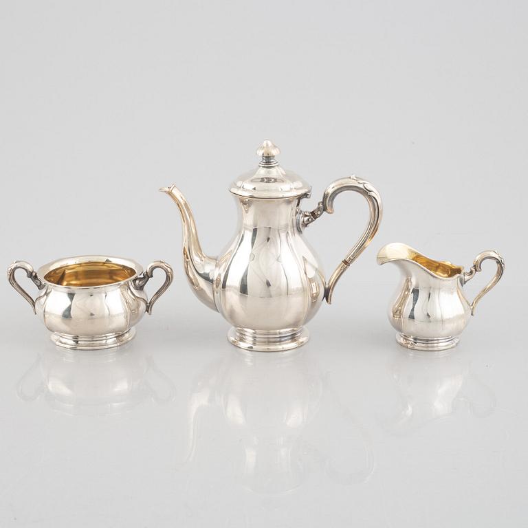A Norwegian silver mocha pot, creamer and sugar bowl,  Norsk Filigfransfabrikk, Oslo, around 1920.