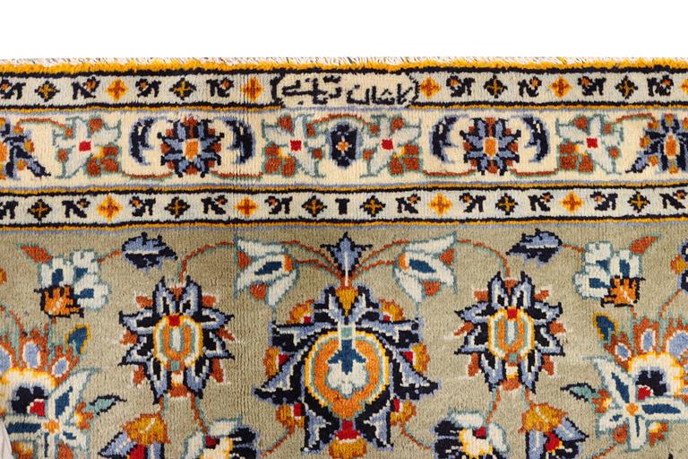 Carpet, Keshan, 403 x 303 cm.