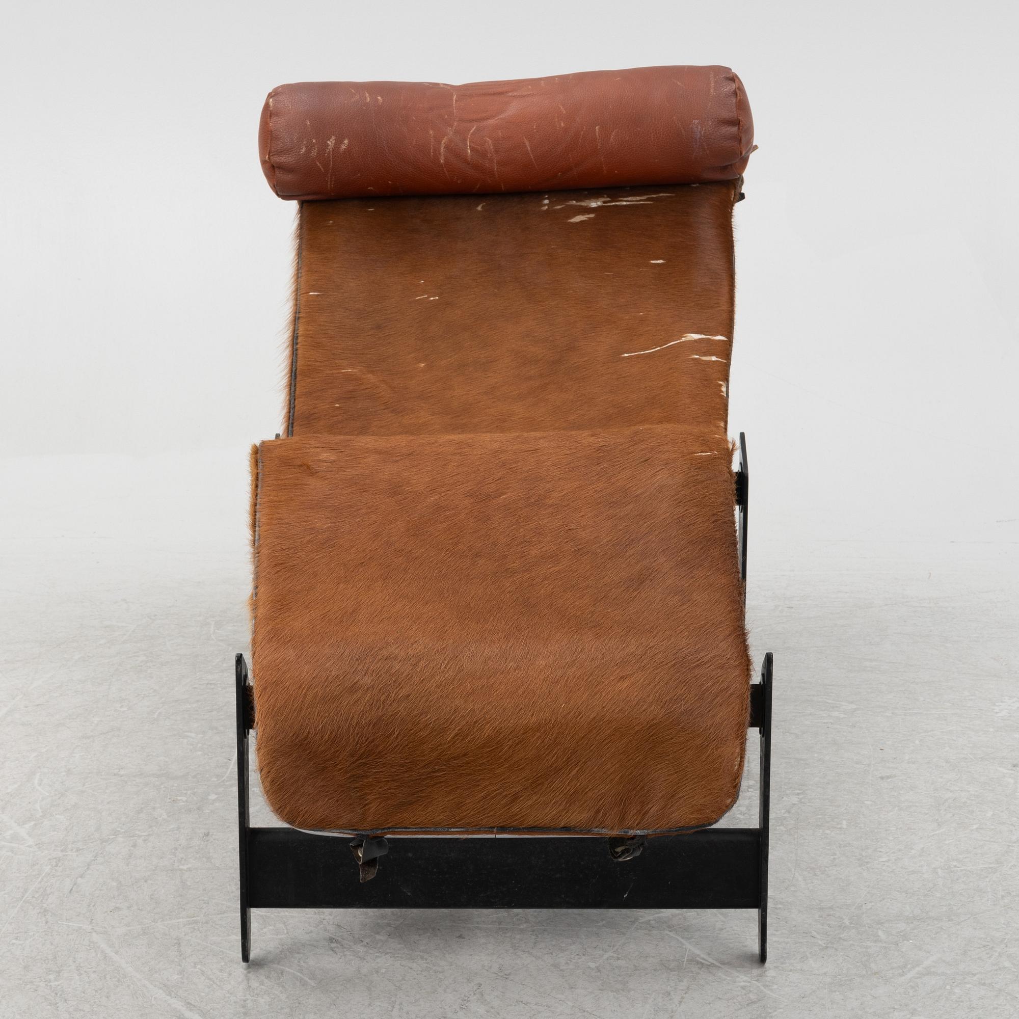 Le Corbusier, Pierre Jeanneret, Charlotte Perriand, vilstol, "LC4", Cassina, Italien, modellen formgiven 1928.