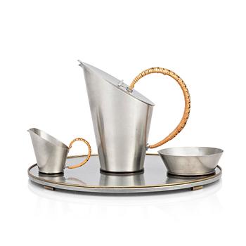 400. Ulla Fogelklou-Skogh, a pewter 3+1 pieces coffee service with brass details, Ystad Tenn, Sweden 1930s.