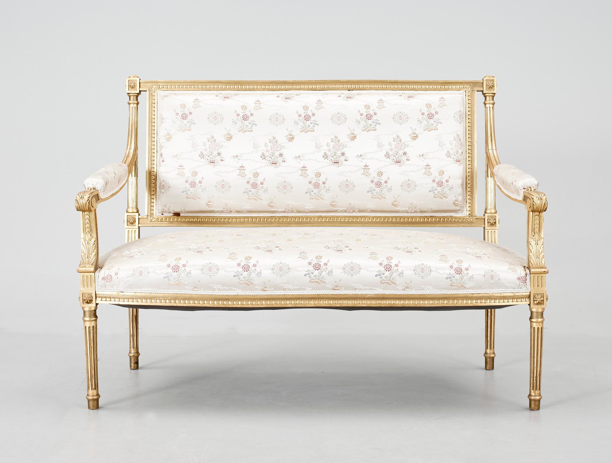 SALONGSGRUPP, 8 delar, gustaviansk stil, 1800-talets slut.