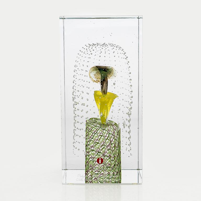 Oiva Toikka, A jubilee cube "Pohjolan häät Kalevala 150", signed Oiva Toikka Nuutajärvi 47/50.