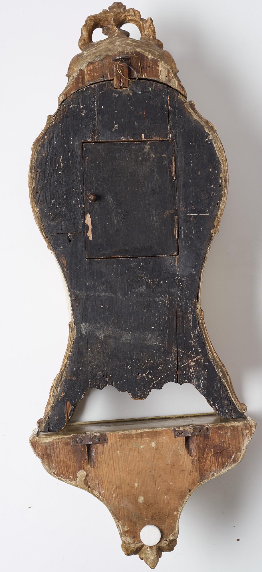 A wall bracket clock, Rococo-style, 20th ct.