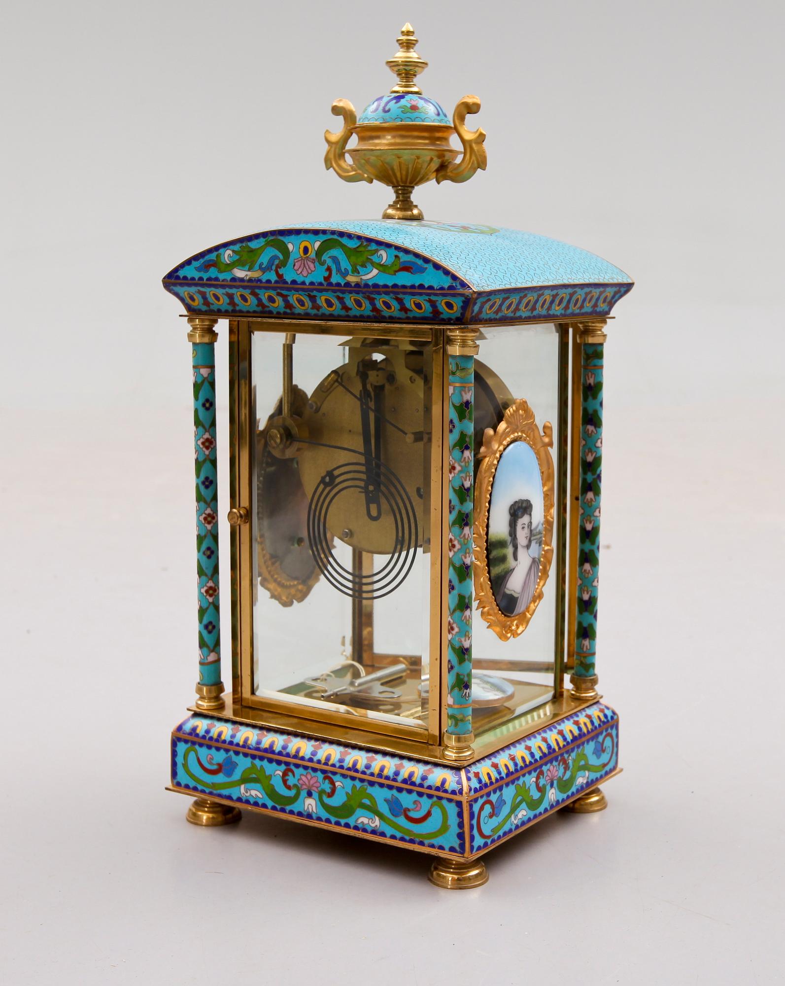 BORDSUR, cloisonné, 1900-talets andra hälft.