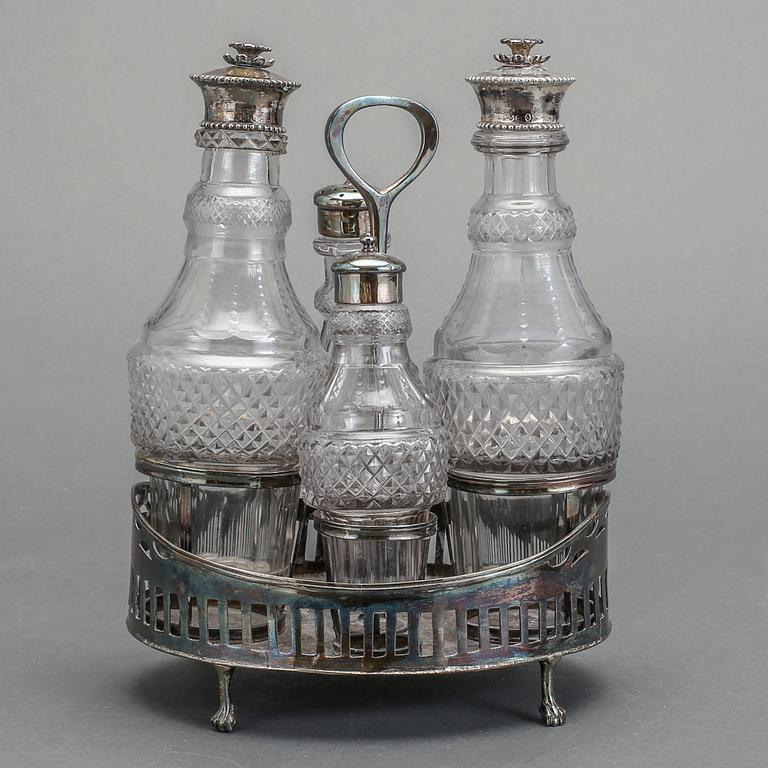 BORDSSURTOUT, silver och nysilver, otydliga stämplar, 1800-tal.
