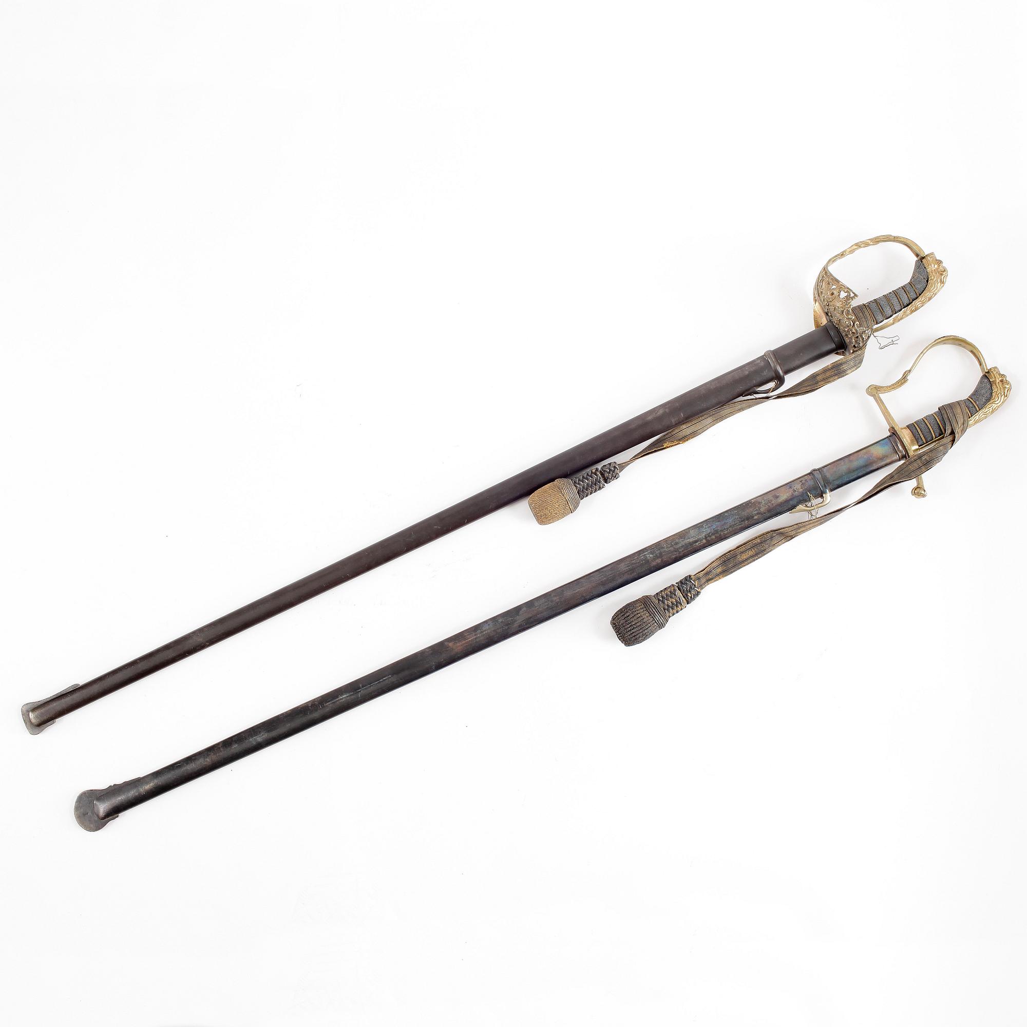 ÄMBETSMANNAVÄRJOR, 2 st, Sverige, 1800-talets slut, bl.a m/1899.
