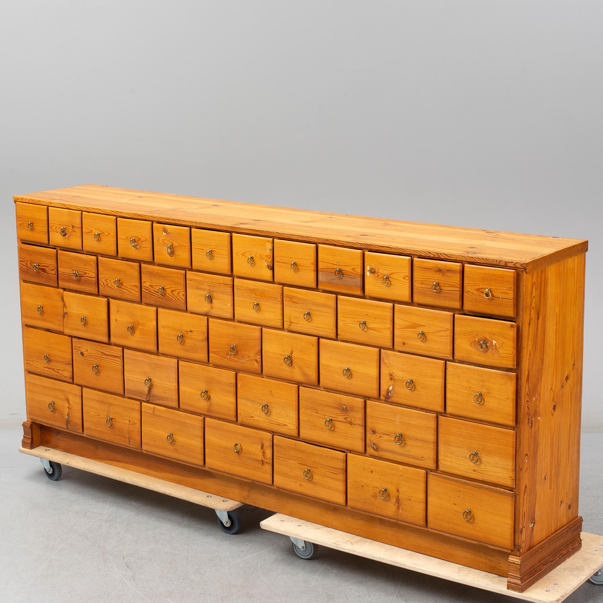 A late 19th century pinewood chest of drawers.