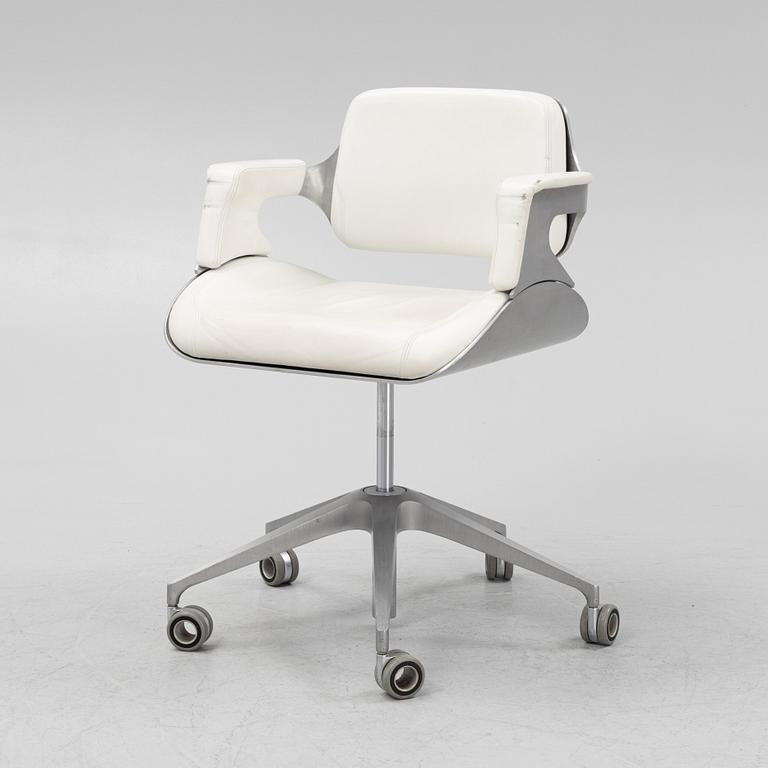 Hadi Teherani, a 'Silver 162S' desk chair, Interstuhl, Germany.