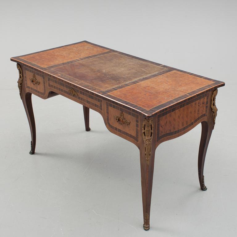 SKRIVBORD, rokokostil, tidigt 1900-tal.