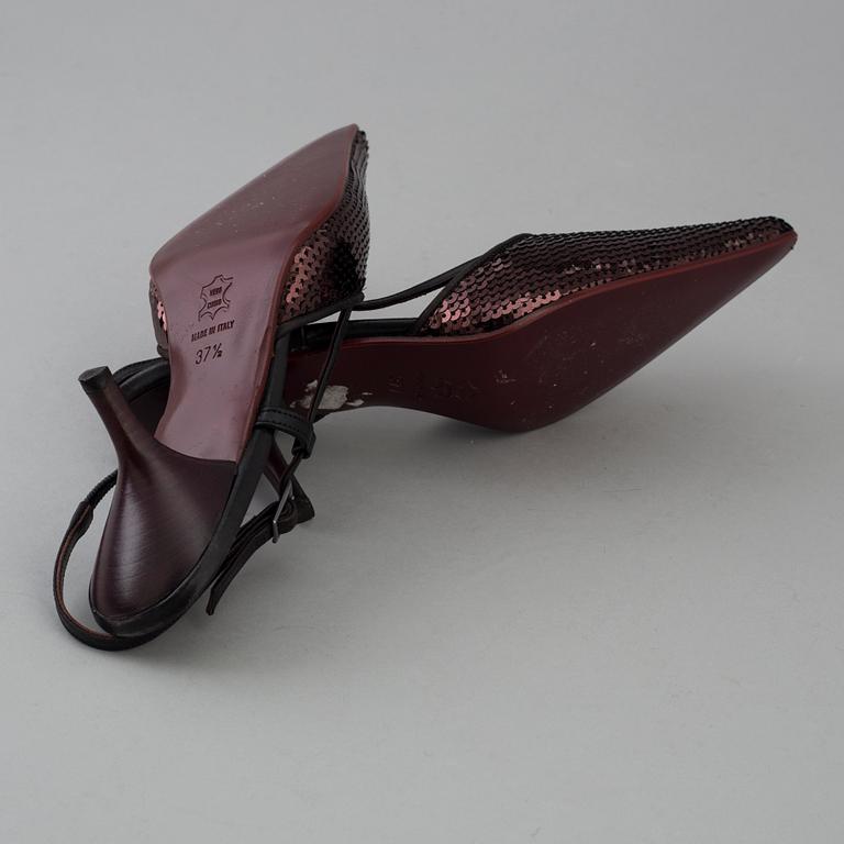 GIANFRANCO FERRÈ, slingbacks storlek 37 1/2.