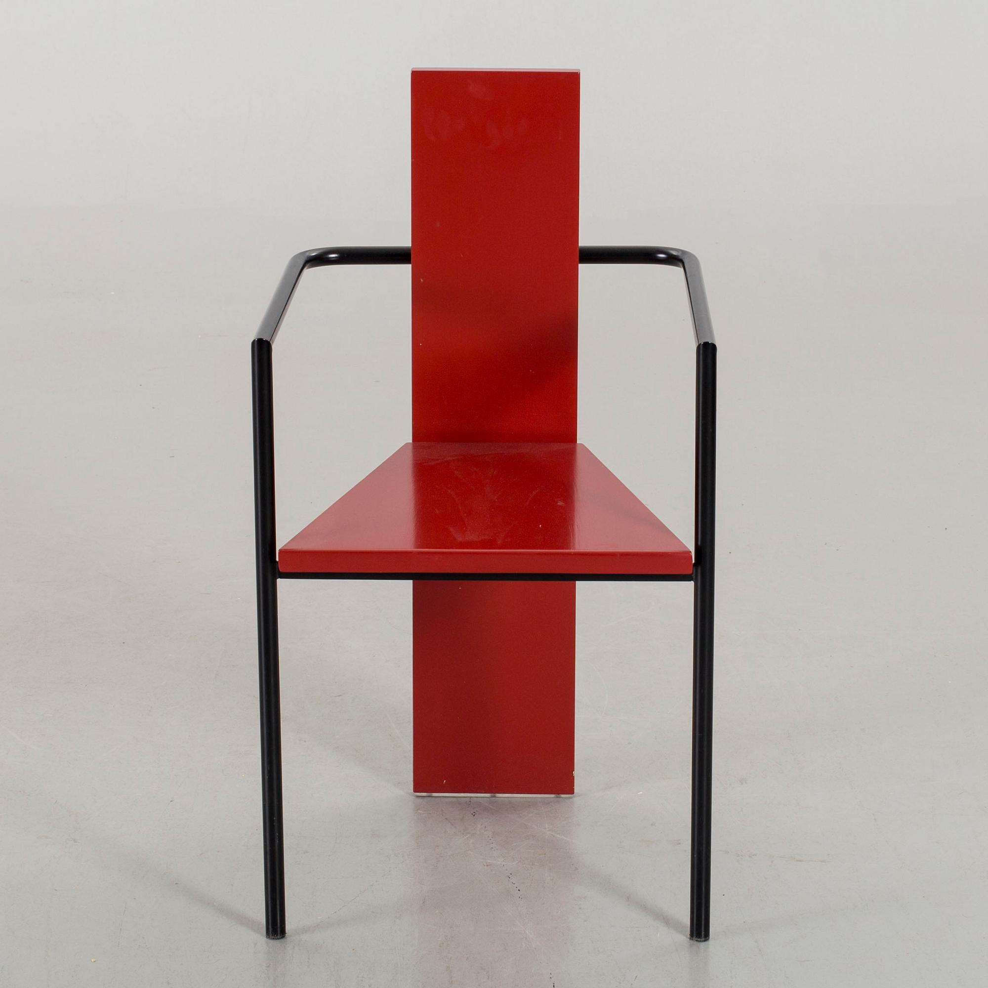 A JONAS BOHLIN "CONCRETE" ARMCHAIR, 1983.
