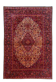 265. A carpet, semi-antique/old silk Kashan, ca 318,5 x 213,5 cm.