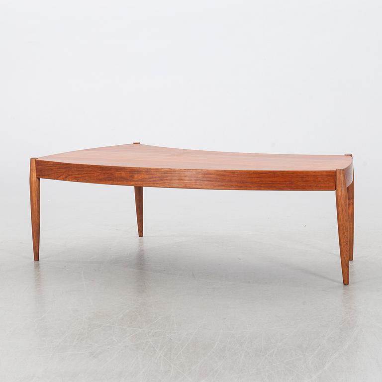 JOHANNES ANDERSEN, coffe table, "Capri", Trensum, 1960's.