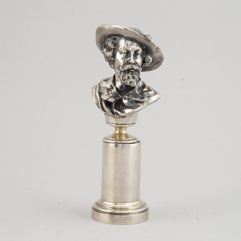 A Russian silver sculpture of Rubens, marked Grachev, St. Petersburg 1908-1917.