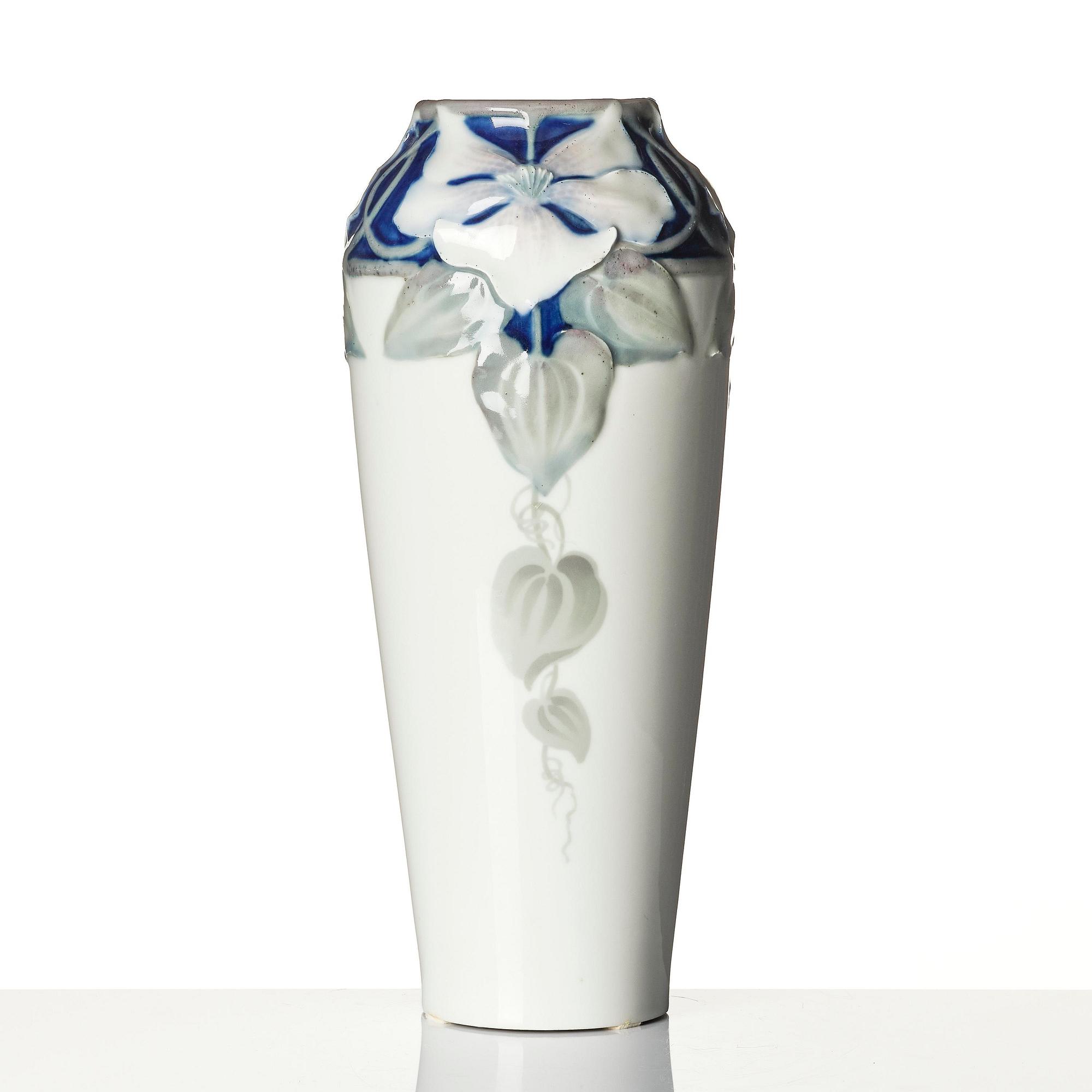 Nils Emil Lundström, an Art Nouveau porcelain vase, Rörstrand, ca 1900.