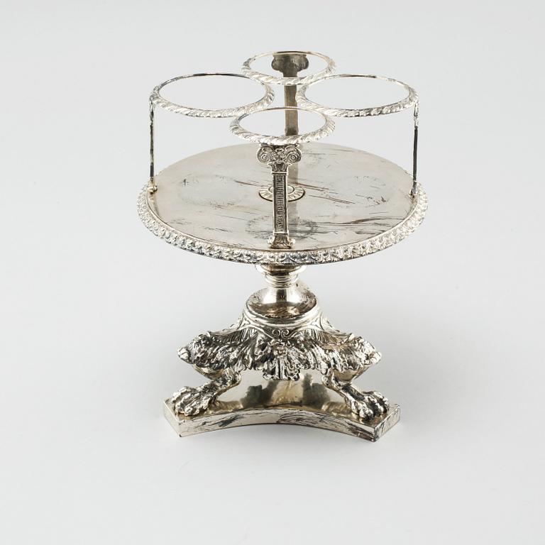 A silver bottle stand, by Gustaf Möllenborg (active 1823-1850), 1837. Weight 1236 g.