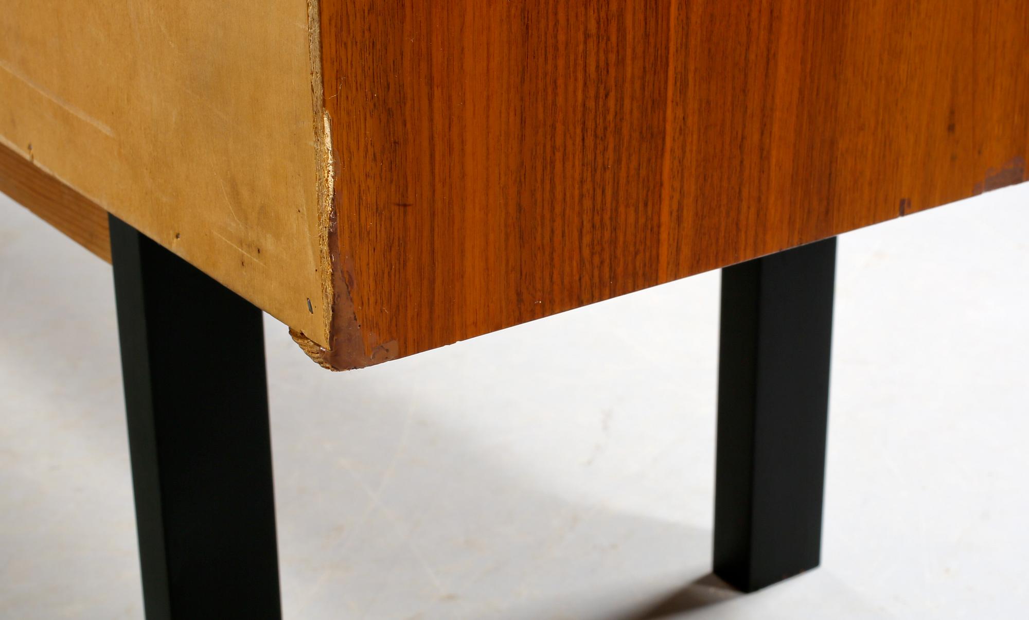 SIDEBOARD, Möbelfabriken Linden, Horda, 1900-talets andra hälft.